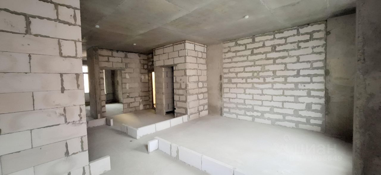 Продажа 3-комн квартиры на вторичном рынке Сабурово пгт, улица Рождественская, 4