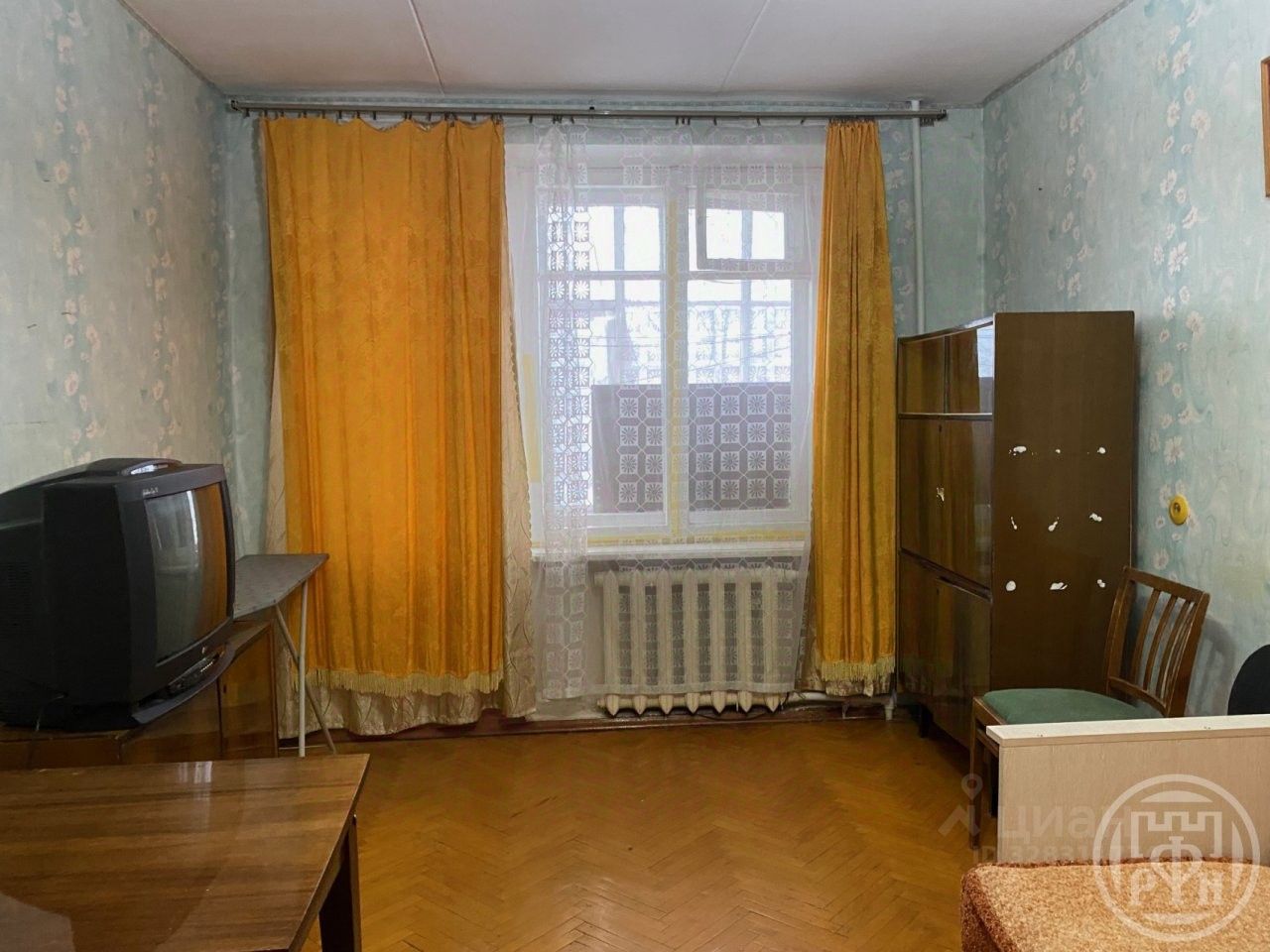 Продажа 2-комн квартиры на вторичном рынке Ломоносов, Владимирская улица, 25