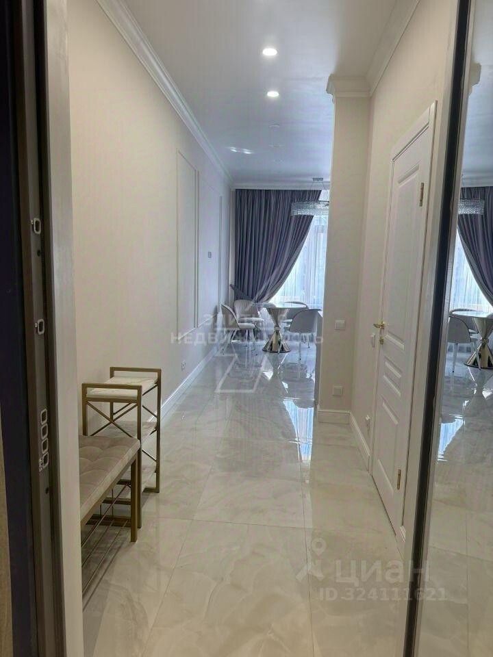 Аренда 2-комн квартиры на вторичном рынке набережная Реки Карповки, 31к1