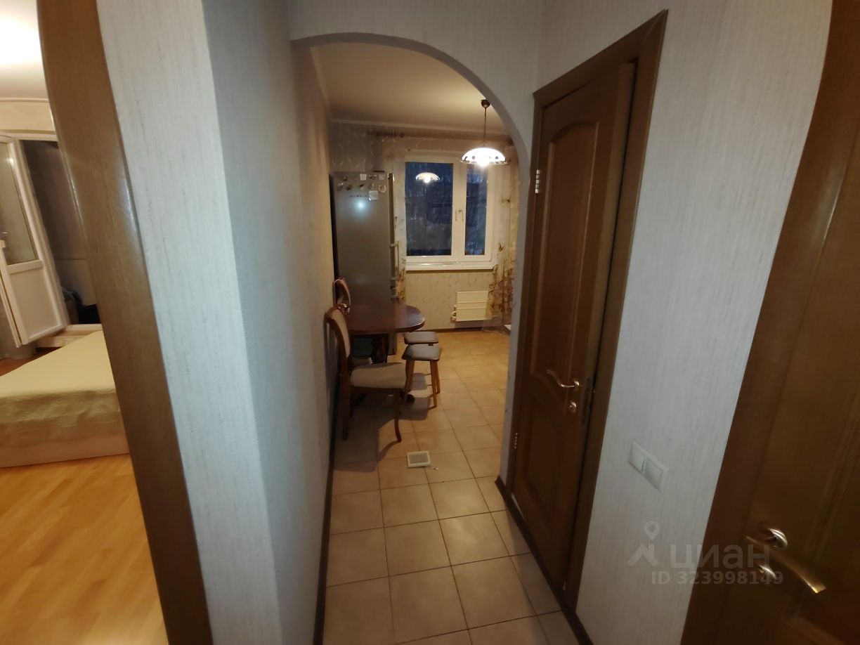 Аренда 1-комн квартиры на вторичном рынке Южнобутовская улица, 41