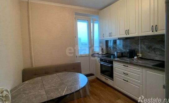 Продажа 3-комн квартиры на вторичном рынке ул Рождественская,  д. 6