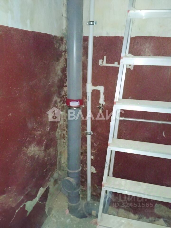 Продажа 4-комн квартиры на вторичном рынке проспект Обуховской обороны, 107