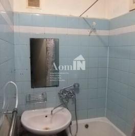 Продажа 1-комн квартиры на вторичном рынке Космонавтов пр-кт,  д. 52,  к. 4