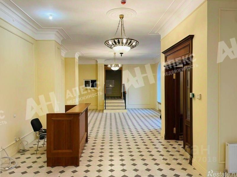 Продажа отдельного здания улица Чистова,  д. 10
