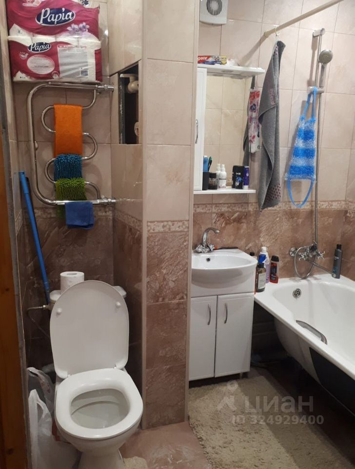 Продажа 3-комн квартиры на вторичном рынке Колпино, улица Веры Слуцкой, 89к3