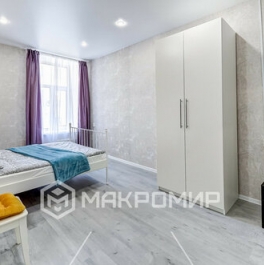 Продажа 4-комн квартиры на вторичном рынке улица Рубинштейна,  д. 2/45