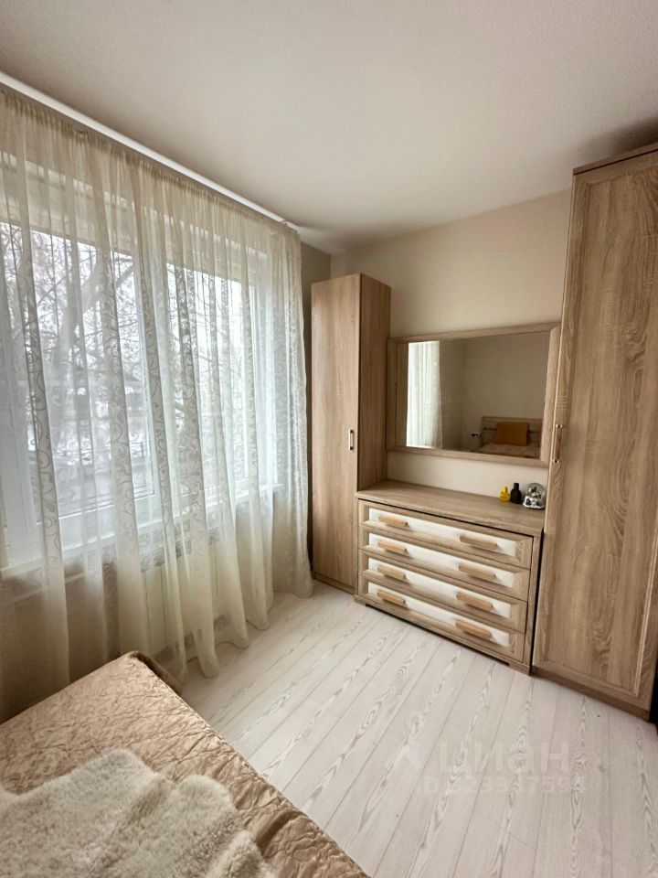 Продажа 4-комн квартиры на вторичном рынке улица Лени Голикова, 102