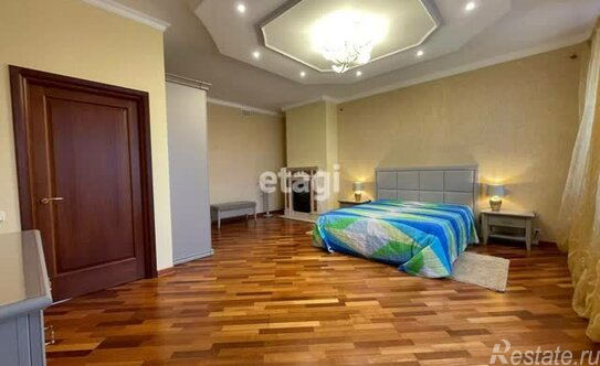 Аренда 3-комн квартиры на вторичном рынке Крестьянский пер,  д. 4а