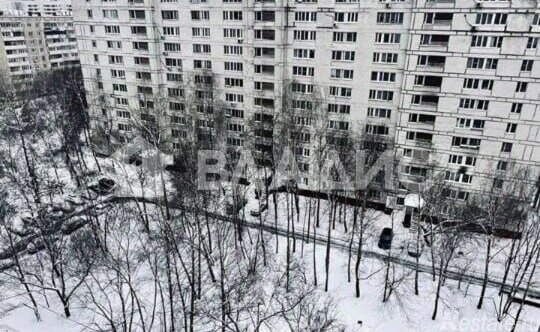 Продажа 2-комн квартиры на вторичном рынке улица Генерала Тюленева,  д. 13