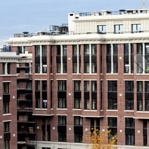 2-комн квартира Миргородская улица, 1