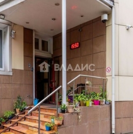 Продажа 5-комн квартиры на вторичном рынке Первомайская Нижн. ул,  д. 64