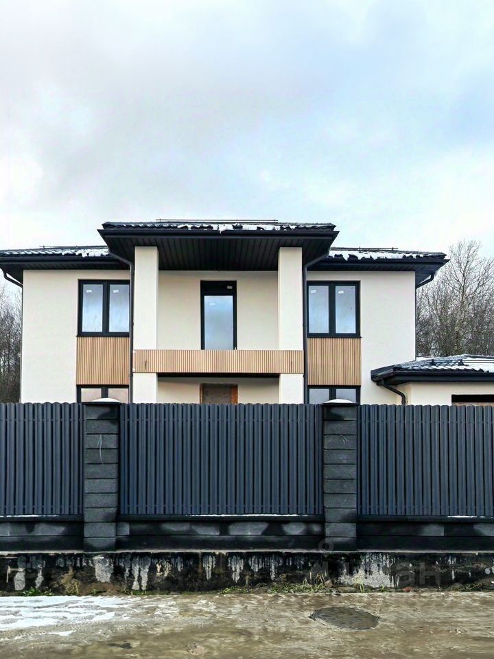 Продажа дома Кудрово г., шоссе Мурманское, 2