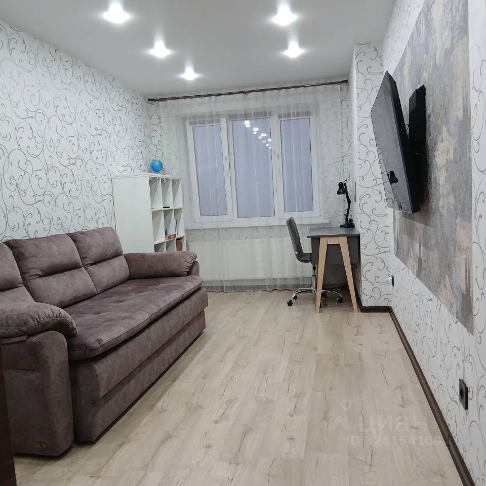 Продажа 1-комн квартиры на вторичном рынке Мурино, улица Шоссе в Лаврики, 55