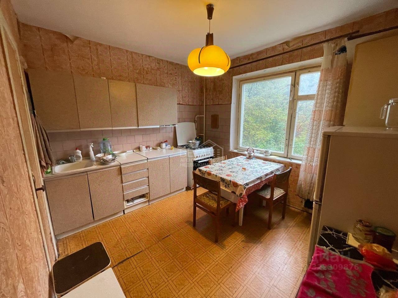 Продажа 3-комн квартиры на вторичном рынке Апрелевка, улица Комсомольская, 5