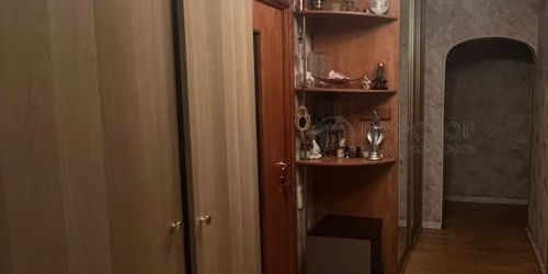 4-комн квартира Изюмская улица, 22