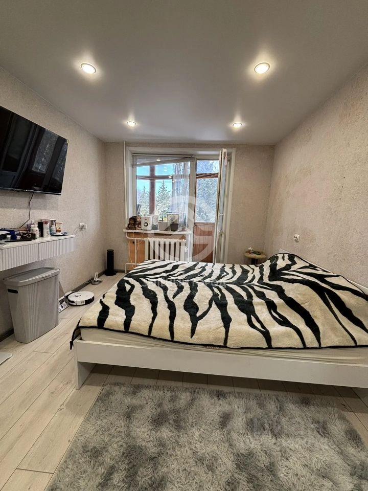 Продажа 1-комн квартиры на вторичном рынке Клин, улица 60 лет Комсомола, 7/6к4