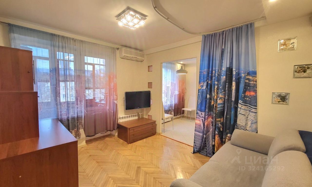 Продажа 2-комн квартиры на вторичном рынке Северный ао, улица 8 Марта, 8к2