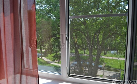 Продажа 2-комн квартиры на вторичном рынке Луга г, Кингисеппа ул,  д. 4