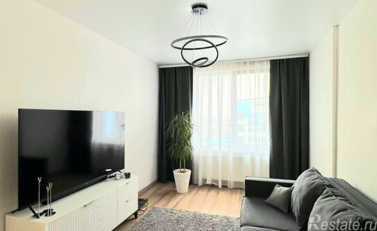 Продажа 1-комн квартиры на вторичном рынке Крыленко ул,  д. 1,  к. 1 стр 3