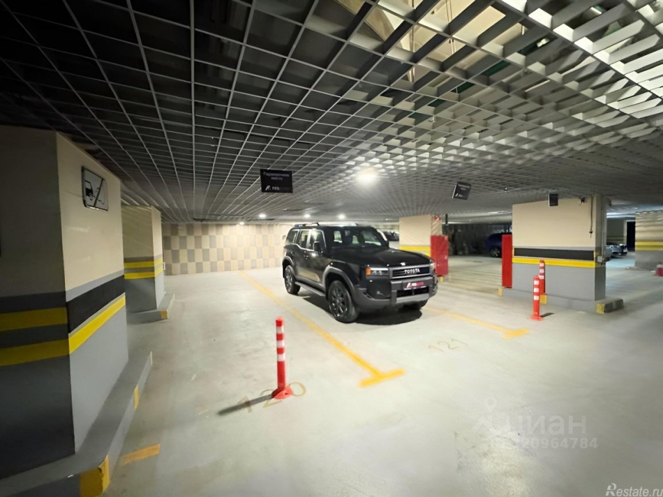 Аренда гаража Новоясеневский пр-кт,  д. 9