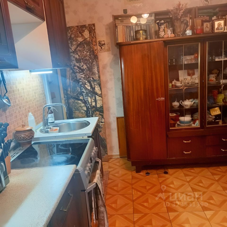 Продажа 2-комн квартиры на вторичном рынке Смирновская улица, 4Б