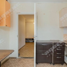 Продажа 3-комн квартиры на вторичном рынке Приморский пр-кт,  д. 151