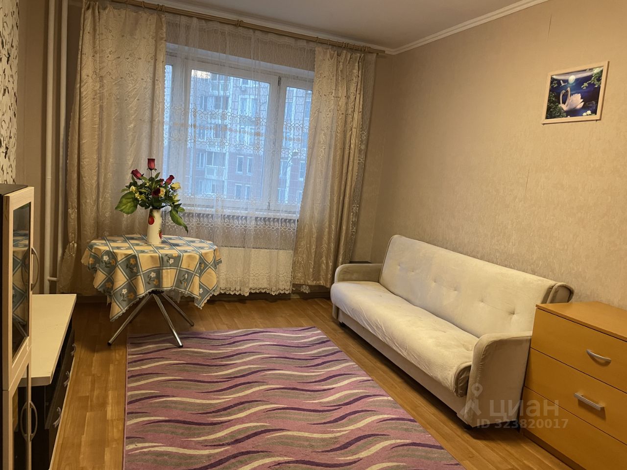 Аренда 1-комн квартиры на вторичном рынке проспект Защитников Москвы, 7к1