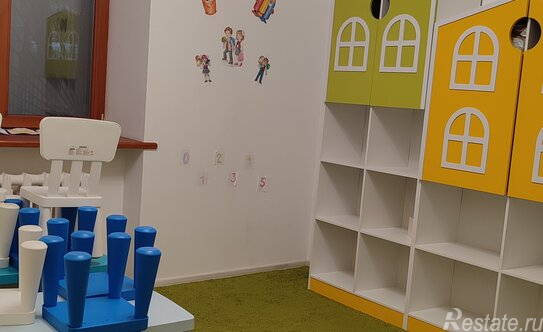 Продажа 4-комн квартиры на вторичном рынке ул Крупской,  д. 15