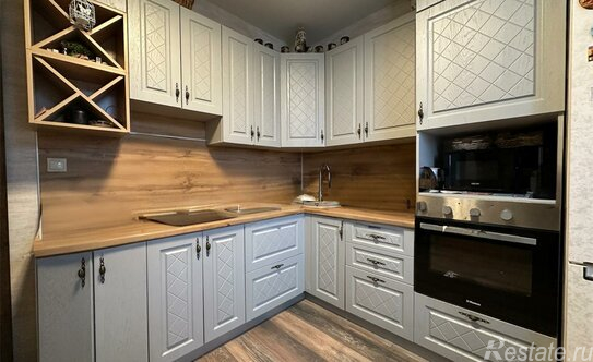 Продажа 2-комн квартиры на вторичном рынке Южный, ул Курыжова,  д. 17,  к. 1