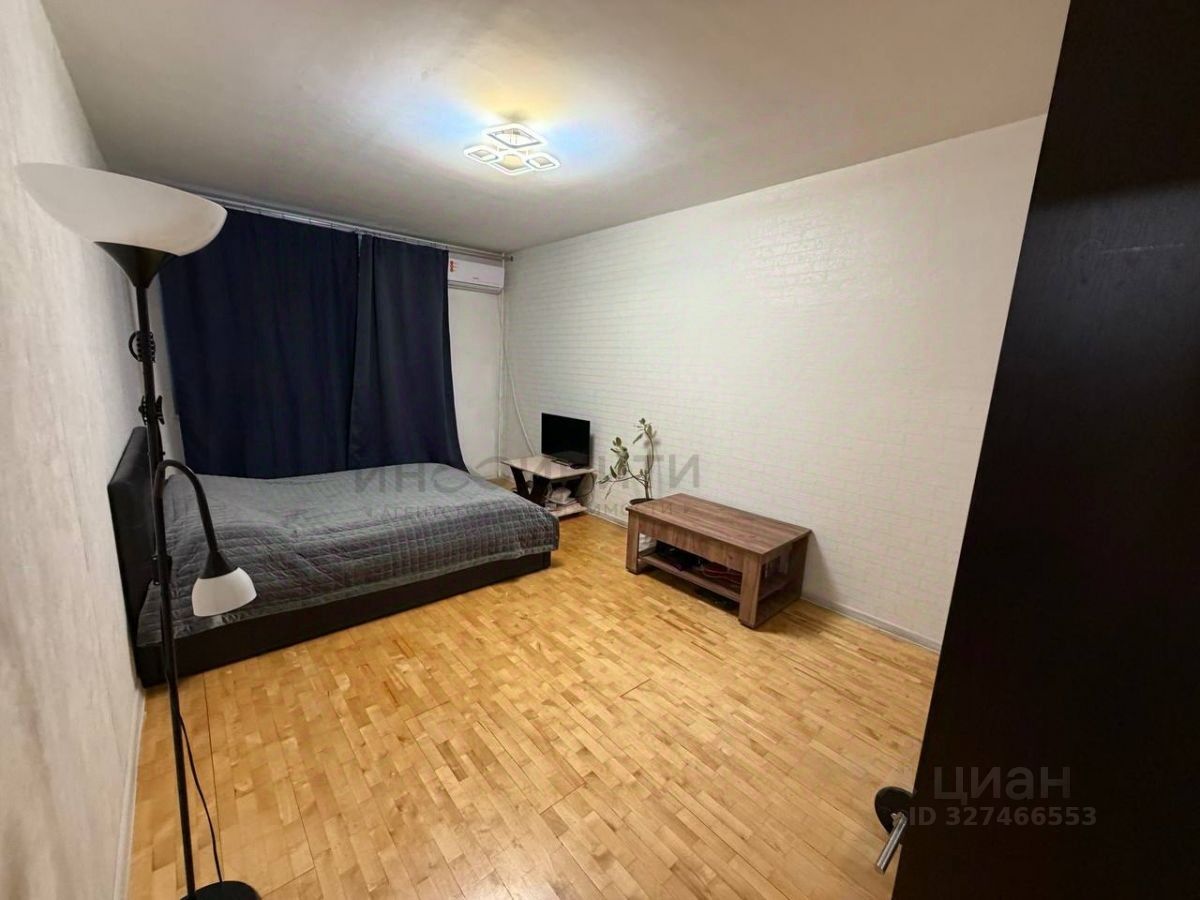 Продажа 2-комн квартиры на вторичном рынке Братиславская улица, 31К2