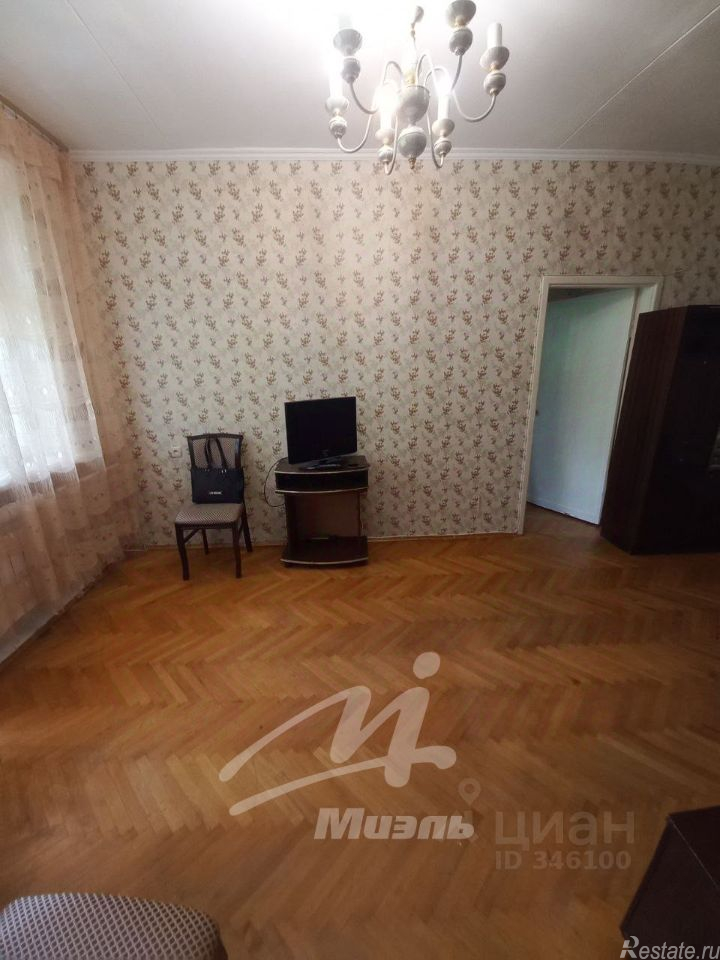 Аренда 2-комн квартиры на вторичном рынке Мартеновская улица,  д. 18