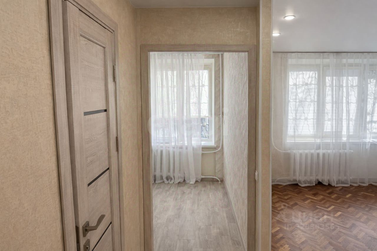 Продажа 1-комн квартиры на вторичном рынке Караваевская улица, 41К2