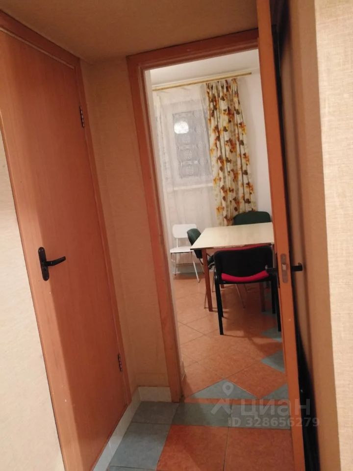 Аренда 2-комн квартиры на вторичном рынке Мурановская улица, 2/9