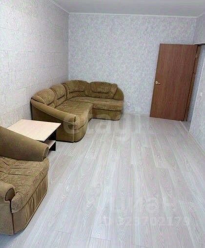 Продажа 2-комн квартиры на вторичном рынке Авиационная улица, 59