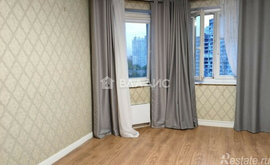 Продажа 3-комн квартиры на вторичном рынке Барвихинская улица,  д. 24