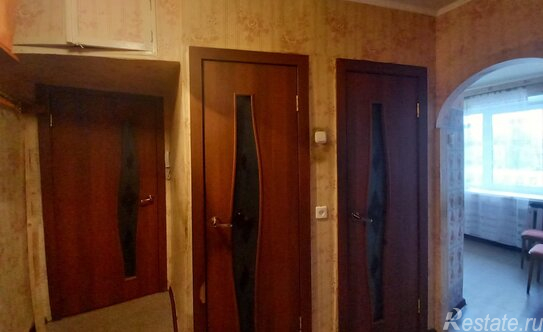 Продажа 2-комн квартиры на вторичном рынке Пикалево, мкр 6-й,  д. 24