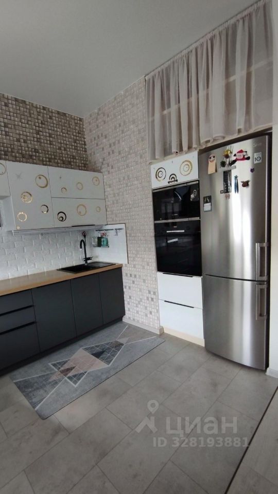 Продажа 3-комн квартиры на вторичном рынке Красногорск, Парковая улица, 8