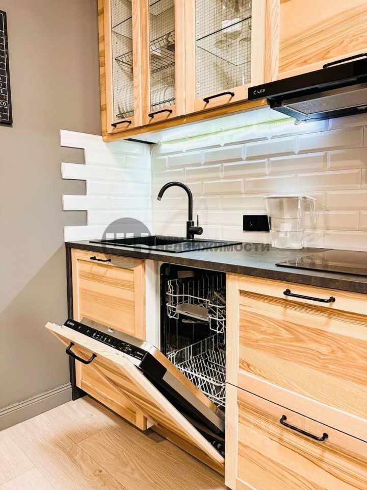 Продажа студии Херсонская улица, 43/12