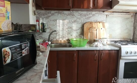 Продажа 2-комн квартиры на вторичном рынке Плановая улица,  д. 24