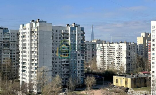 Продажа 2-комн квартиры на вторичном рынке улица Кораблестроителей,  д. 35 к1