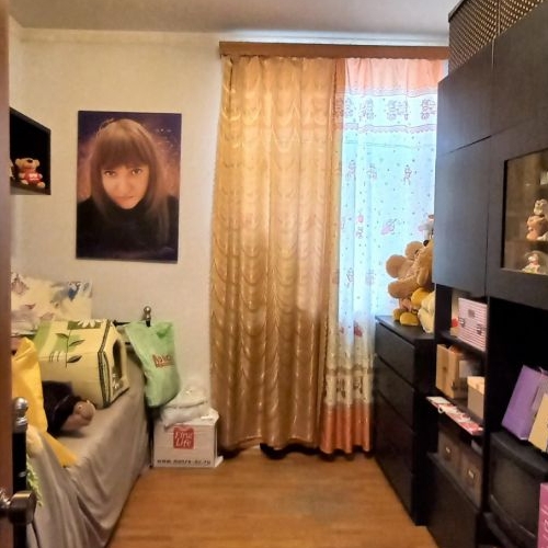 3-комн квартира улица Панфилова, 28