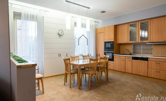 Продажа 4-комн квартиры на вторичном рынке Мичуринская улица,  д. 6