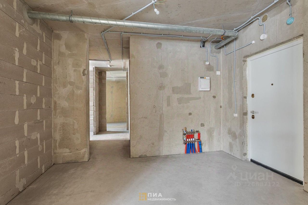 Продажа 3-комн квартиры на вторичном рынке Миргородская улица, 1