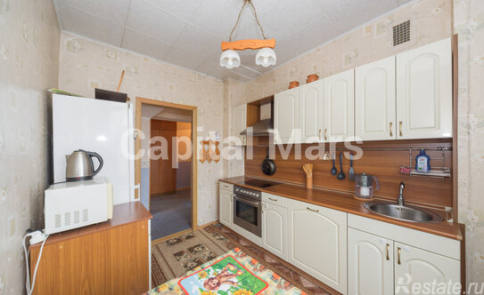 Аренда 3-комн квартиры на вторичном рынке Каменщики Б. ул,  д. 15