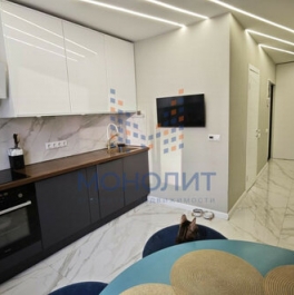 Продажа 3-комн квартиры на вторичном рынке улица Главмосстроя,  д. 7