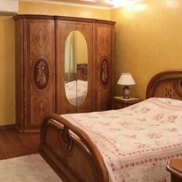 Продажа 3-комн квартиры на вторичном рынке Нахимовский пр-кт,  д. 56