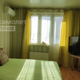 Продажа 2-комн квартиры на вторичном рынке Юлиана Семёнова ул