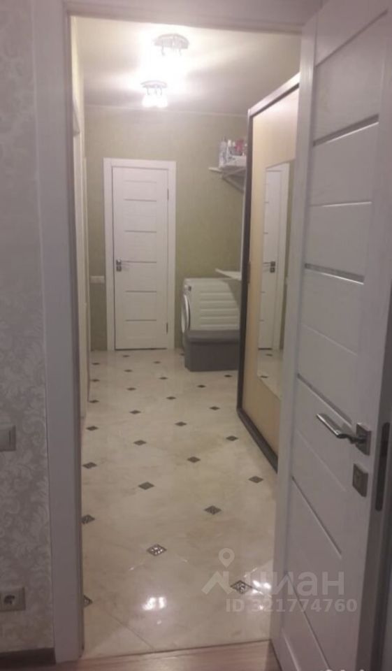 Продажа 2-комн квартиры на вторичном рынке Аничково пгт, 3