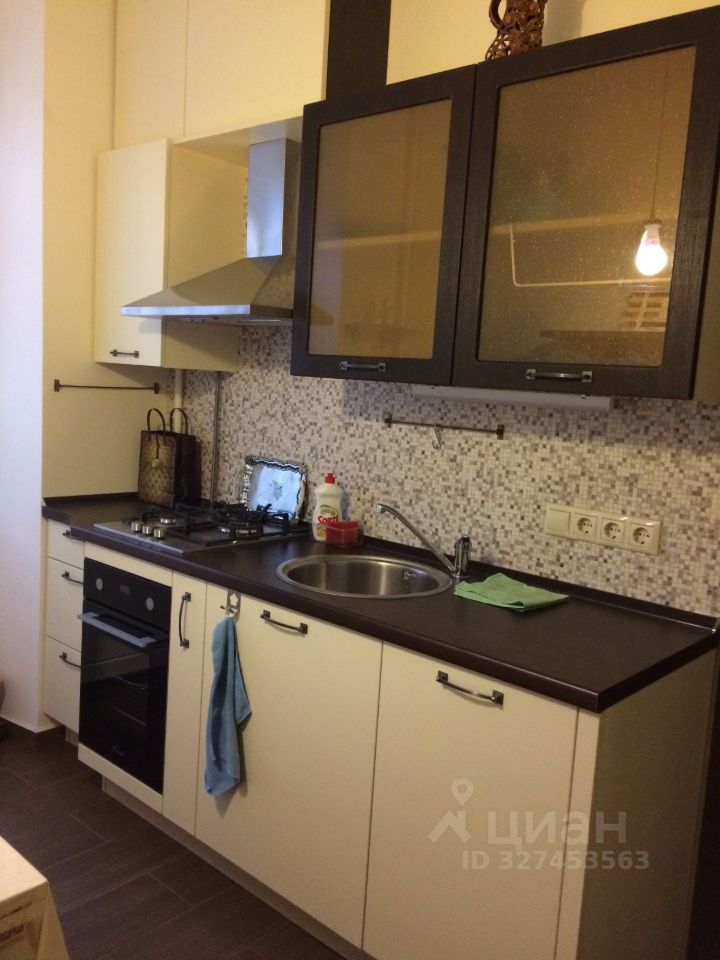 Продажа 2-комн квартиры на вторичном рынке Кутузовский пр-кт,  д. 30
