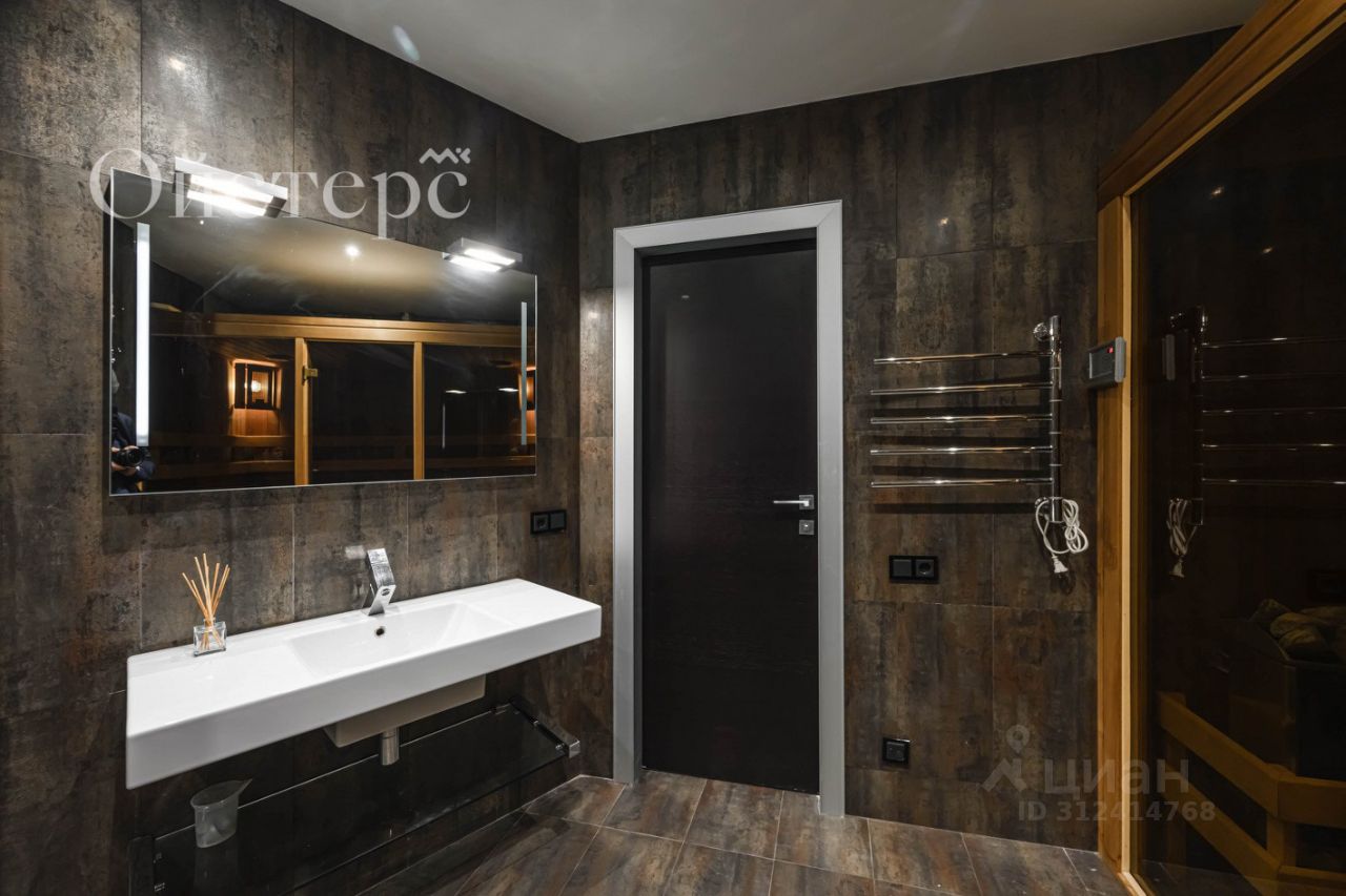 Продажа 2-комн квартиры на вторичном рынке проспект Энгельса, 93